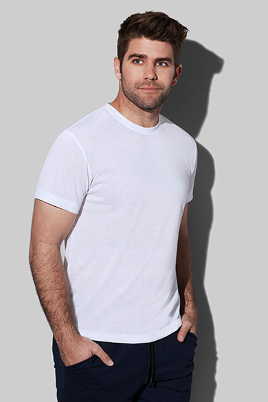 Чоловіча футболка з круглим коміром