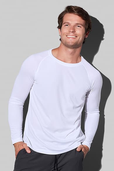 Camiseta con manga larga para hombres