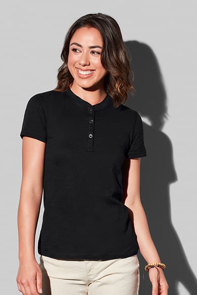 Crew neck T-shirt with buttons for women