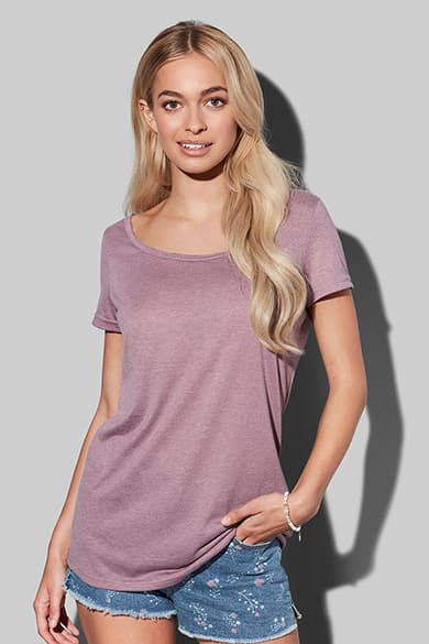 Moderna camiseta de cuello redondo oversized para mujeres