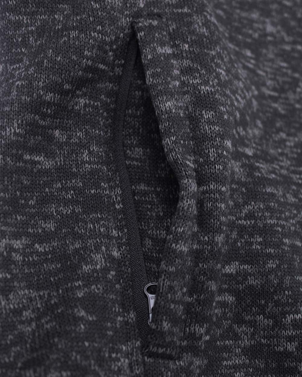 2 poches latérales avec zip