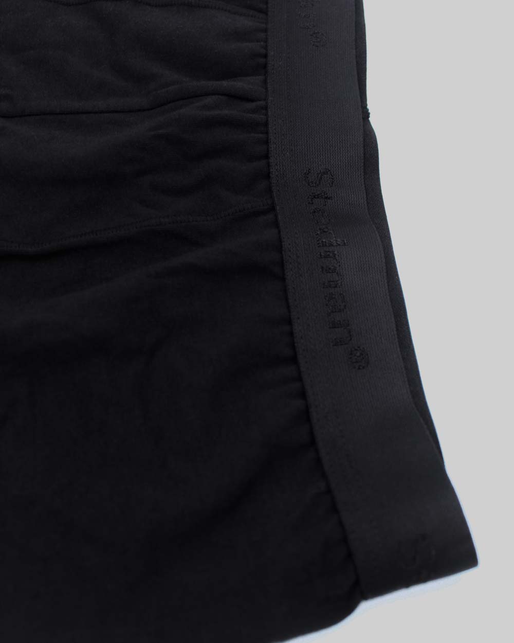 elastic waistband with 